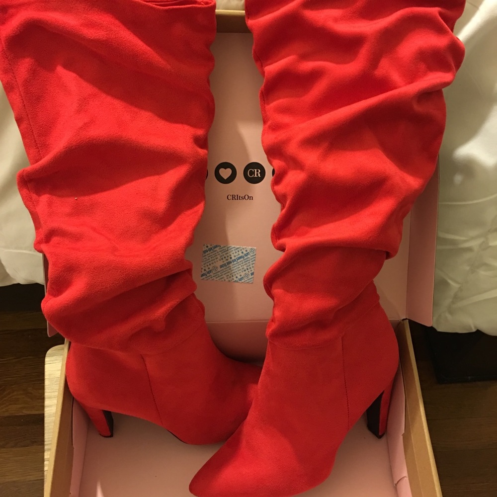 Boots - Picture 2 of 4